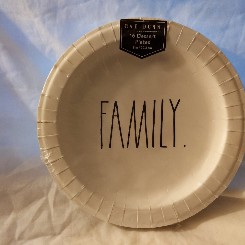 Rae Dunn 16 Holiday Family Dessert Plates